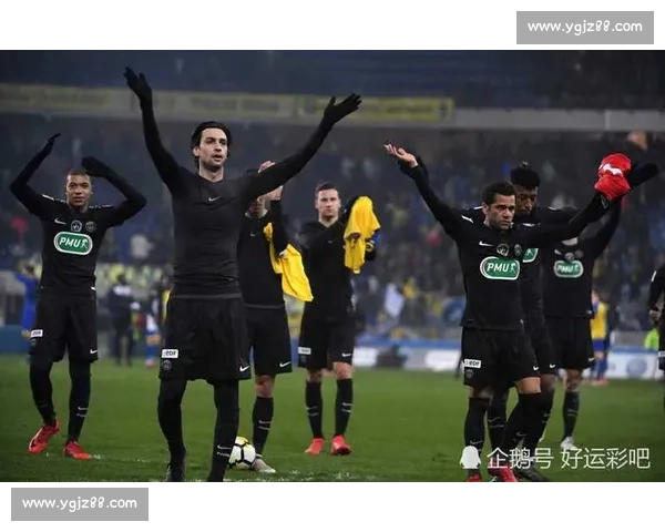 莫克姆逆袭卡利斯尔联上演精彩绝杀险胜,积分榜激烈争夺加剧